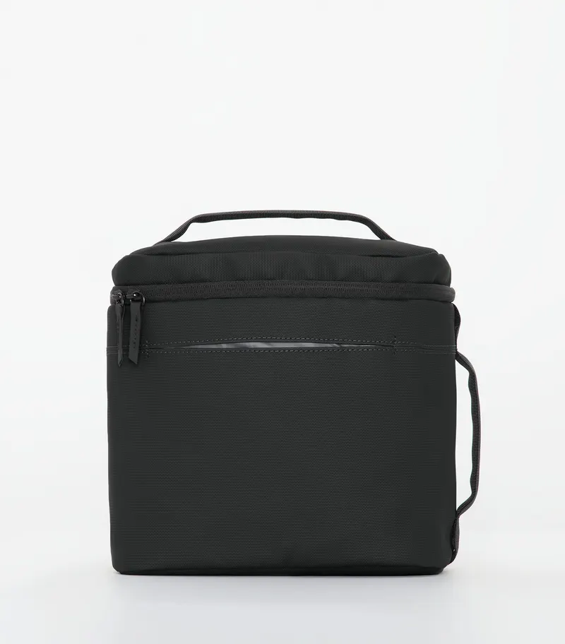 Coal Harbour® BoardRoom COAL HARBOUR® BOARDROOM INSULATED LUNCH BAG. 9.8L — Black