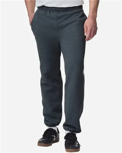 Gildan Gildan Unisex Heavy Blend™ Pocket Sweatpants in Black, front view