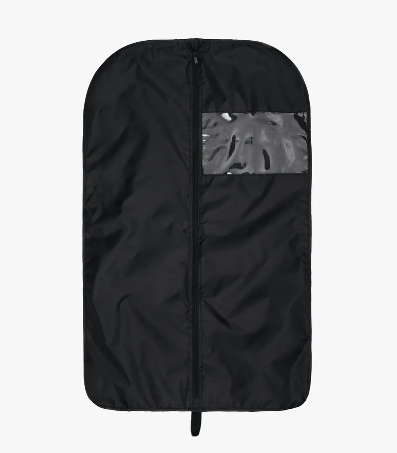 Coal Harbour® BoardRoom COAL HARBOUR® BOARDROOM GARMENT BAG. 20L — Black