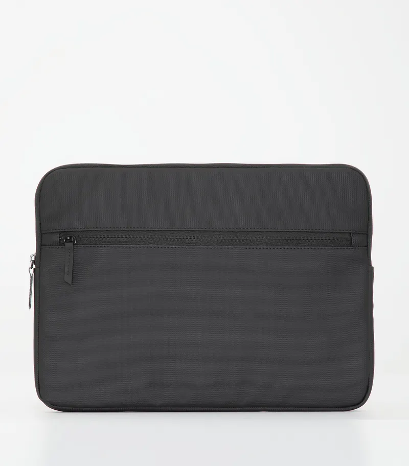 Coal Harbour® BoardRoom COAL HARBOUR® BOARDROOM 16” LAPTOP SLEEVE. 6L — Black